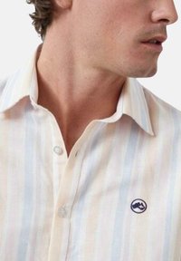 ALTONADOCK STRIPED - Camisa - beige