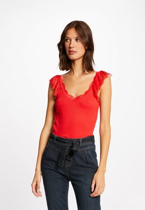 Top - red