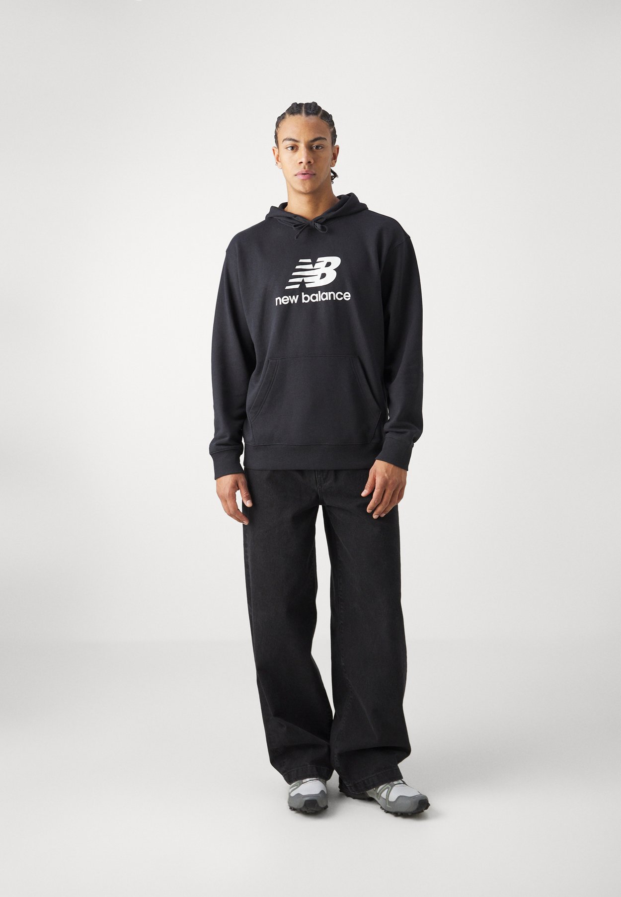SPORT ESSENTIALS STACKED LOGO
