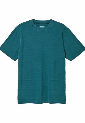 FatFace, TALL FIT - TEXTURED STRIPE TSHIRT  . - Camiseta estampada - dark teal blue