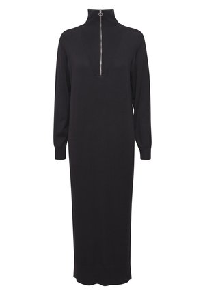 Abito lungo nero a maniche lunghe realizzato in tessuto a maglia, caratterizzato da un colletto alto, una scollatura a V con chiusura a zip e una silhouette dritta.