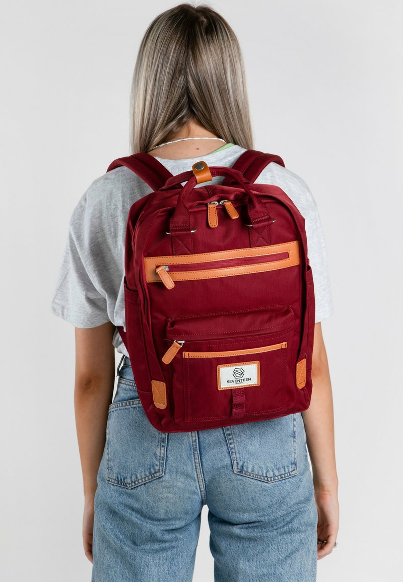 SEVENTEEN LONDON WIMBLEDON BACKPACK Rucksack bordeaux Zalando.co.uk