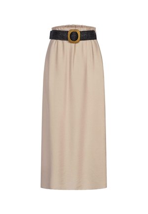 Beige midi nederdel med en samlet talje og et sort vævet bælte. Bæltet har en rund, lysfarvet spænde, der giver kontrast og detaljer.