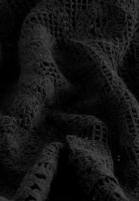 Next SHORT SLEEVE CREW NECK REGULAR FIT - Triko s potiskem - black