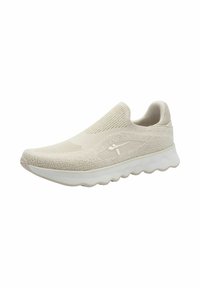 Slipper-Sportschuh aus beigem Strickmaterial mit strukturiertem Obermaterial und einer dicken, gewellten weißen Sohle. Mit minimalem Branding an der Seite.