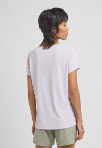 Jack Wolfskin Sport T-shirt - pale lavendar