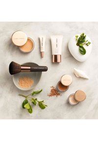 Nude by Nature NUDE BY NATURE COMPLEXION ESSENTIALS STARTER KIT - Make-upset - w2 ivory