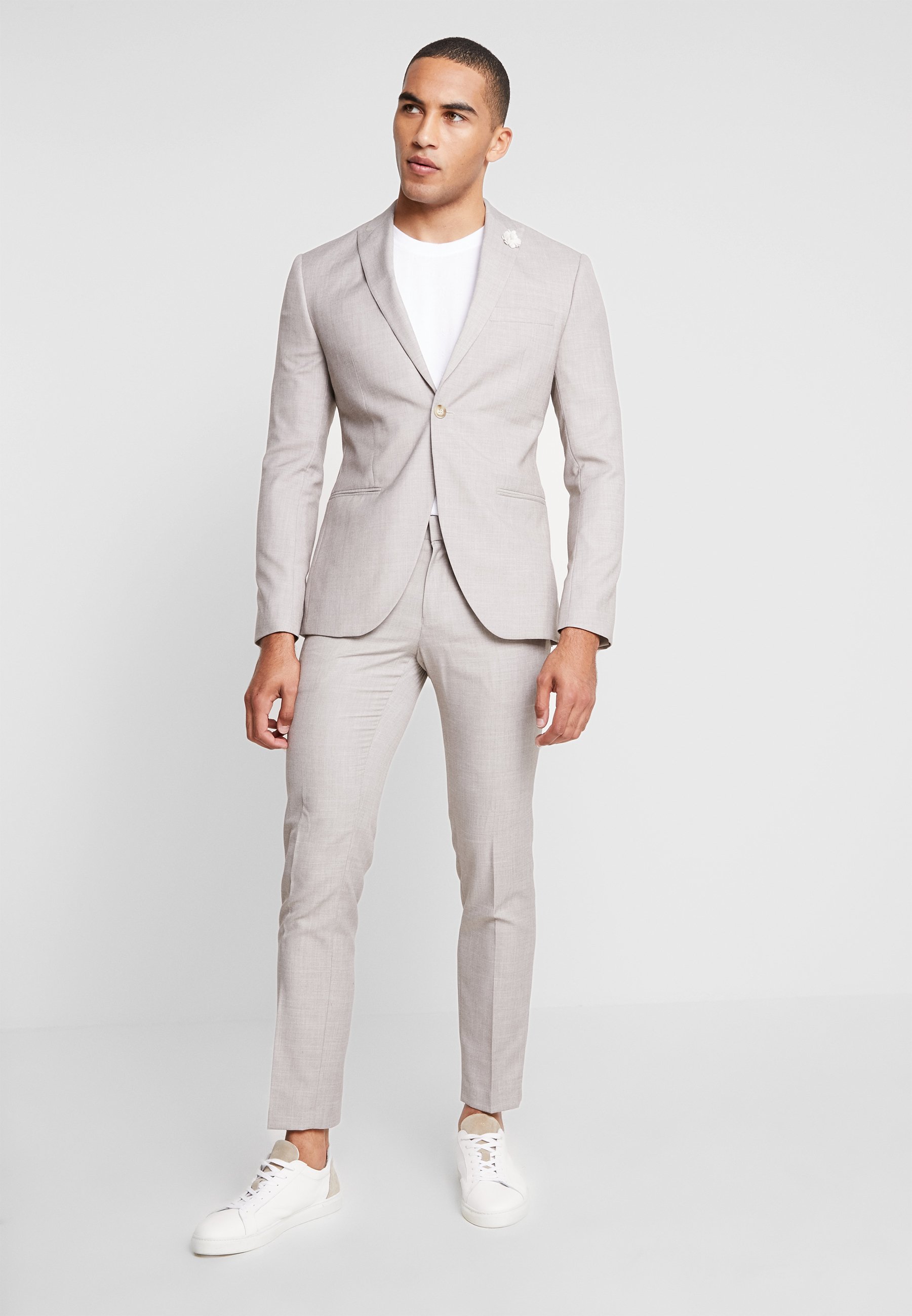 Kaliber toon Oranje Isaac Dewhirst WEDDING SUIT LIGHT NEUTRAL - Kostuum - beige - Zalando.nl