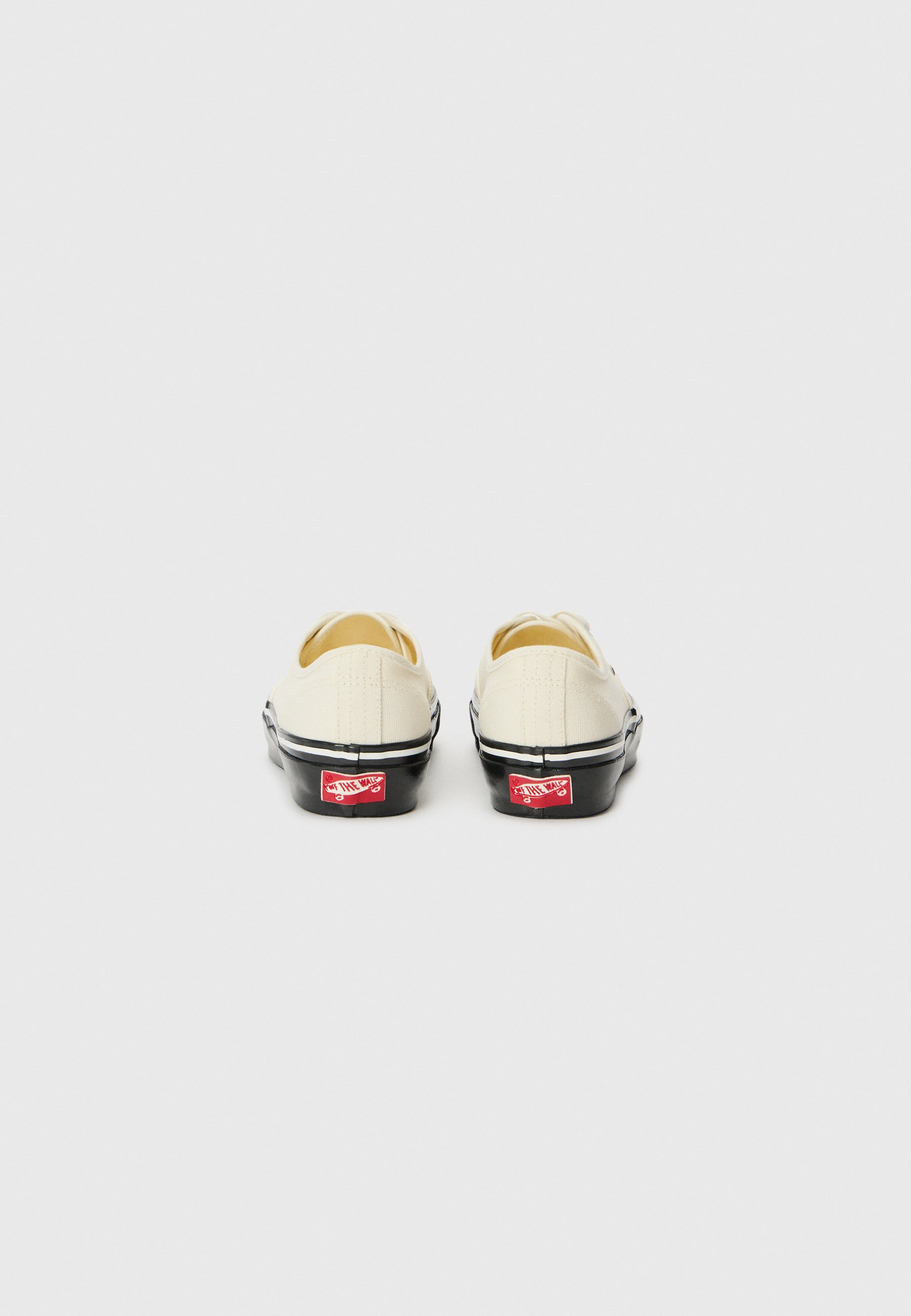 Vans PREMIUM AUTHENTIC 44 - Sneakers low - duck white/black/alb