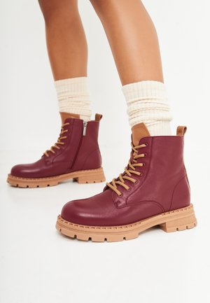 Platform ankle boots - bordo