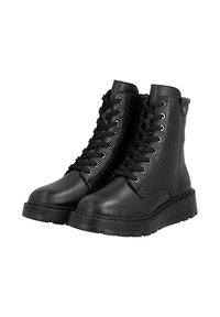 Czarne skórzane botki za kostkę z okrągłym noskiem, płaską gumową podeszwą i metalowymi oczkami. Posiadają sznurówki oraz detal logo z boku.