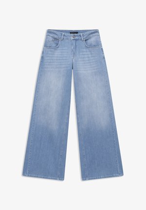 Hellblaue Jeans mit weitem Bein, Knopf- und Reißverschluss, vorderen und hinteren Taschen sowie Gürtelschlaufen.