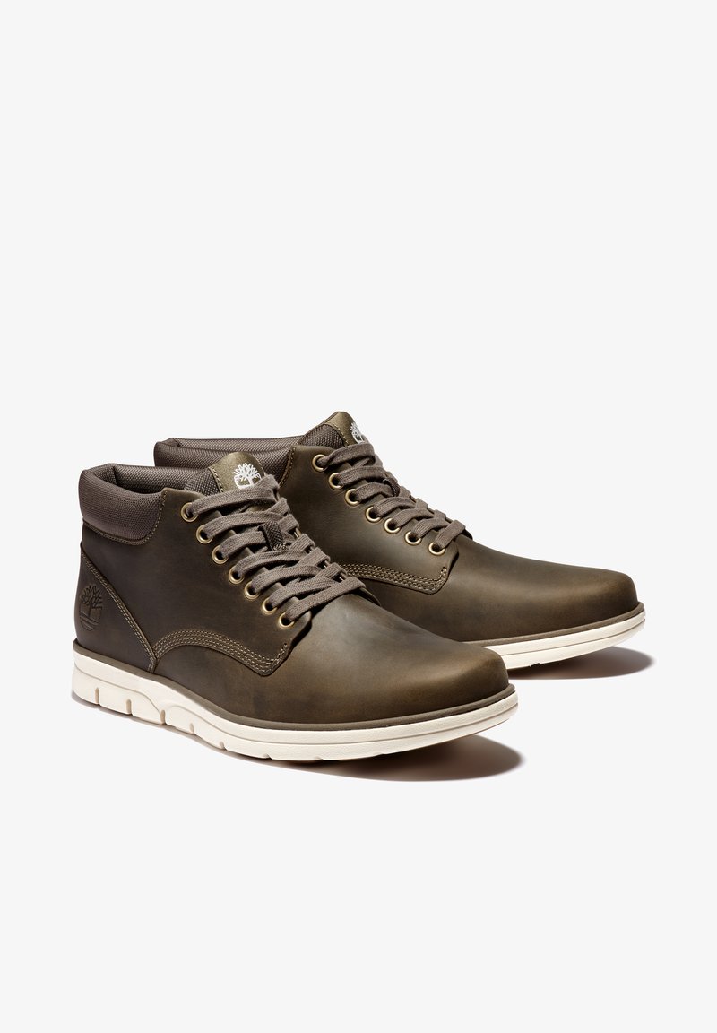 Timberland BRADSTREET CHUKKA - Sapatos casuais com atacadores - olive full grain