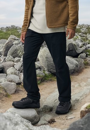 Pantalones montañeros largos - black