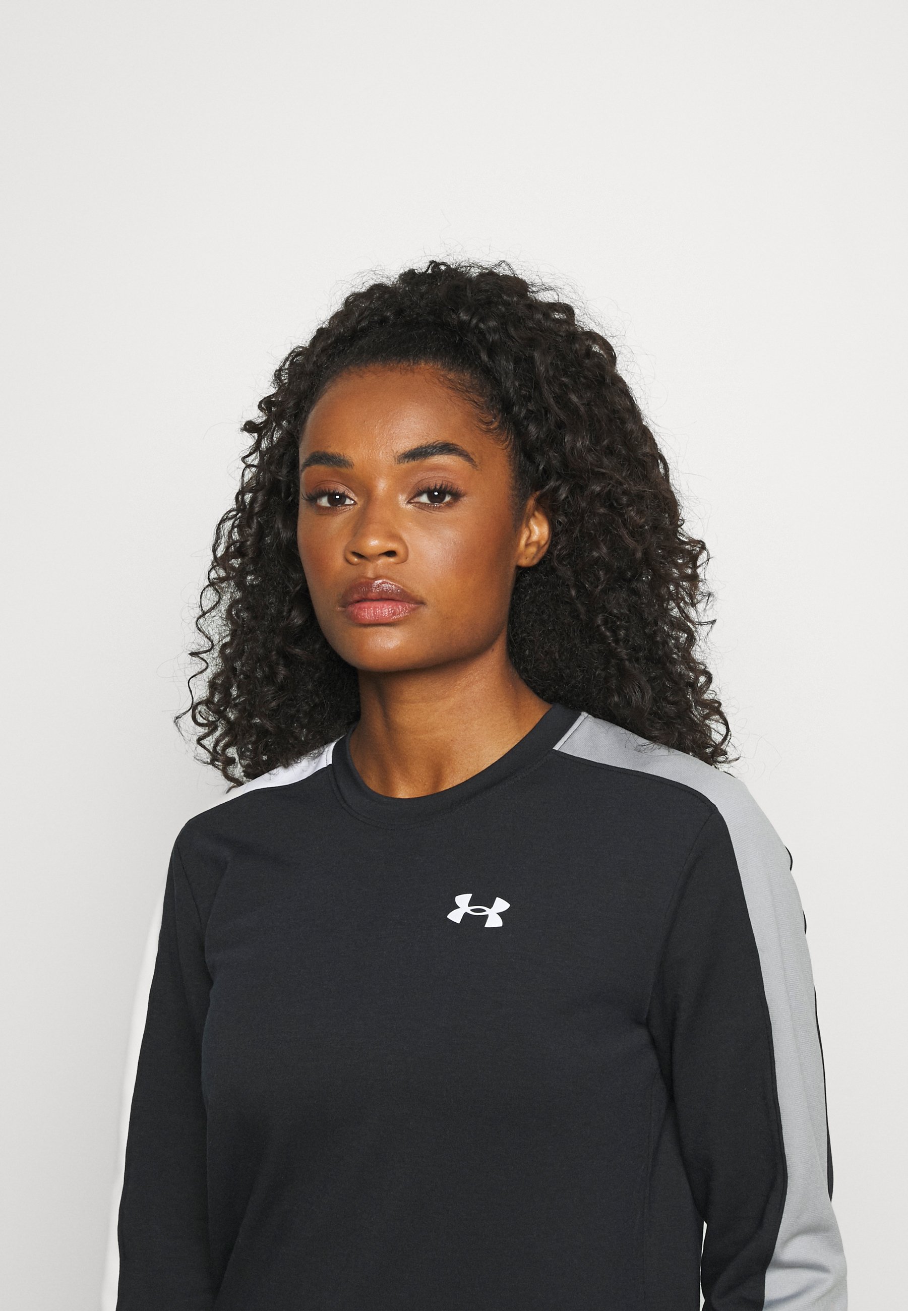 under armour crewneck