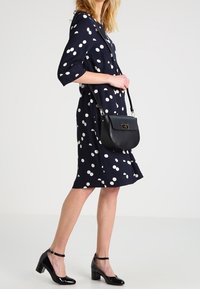 Selected Femme Vapaa-ajan mekko - dark blue