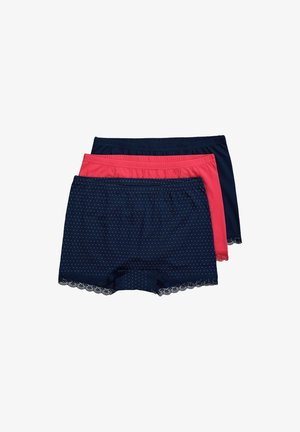 Drie dames boyshort onderbroeken in marineblauw met witte stippen, effen koraalroze en effen marineblauw, elk met kantafwerking aan de beenopeningen.