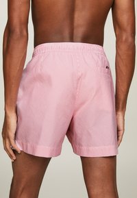 Tommy Hilfiger ITHACA  różowy