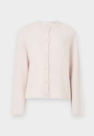 Puhas rózsaszín, hosszú ujjú kardigán kerek nyakkivágással és elöl gombos záródással, bolyhos kötött anyagból készült.