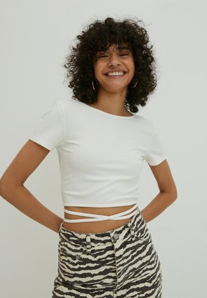 RIVER - T-Shirt basic - cloud dancer weiß