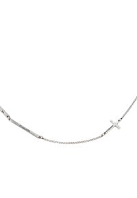 Collana in argento con pendente a croce e link rettangolari con incisione "ALLSAINTS", che mette in risalto un design elegante e minimalista.
