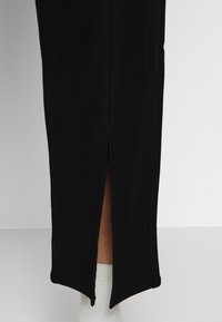 Noisy May Petite NMMILY - Calças - black