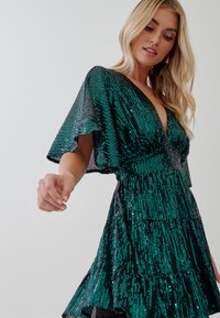TUSSAH ISSY MINI - Kokteilikleit/peokleit - emerald sequin