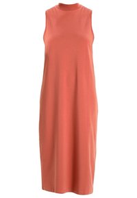 Ärmlös klänning i korallorange av mjukt tyg; har hög hals och lös passform som smalnar av till en rak fåll.
