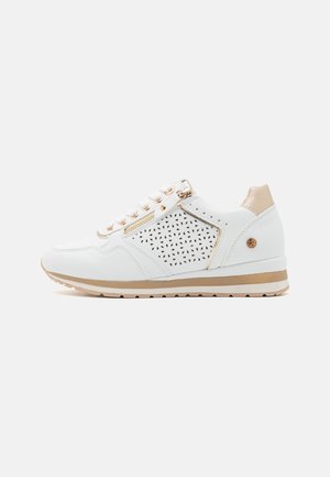 XTI Zapatillas - white