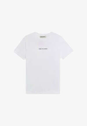 Valkoinen lyhythihainen pyöreäkauluksinen T-paita, jossa "TRUSSARDI 1911" -tekstilogot keskitettynä rinnuksille.