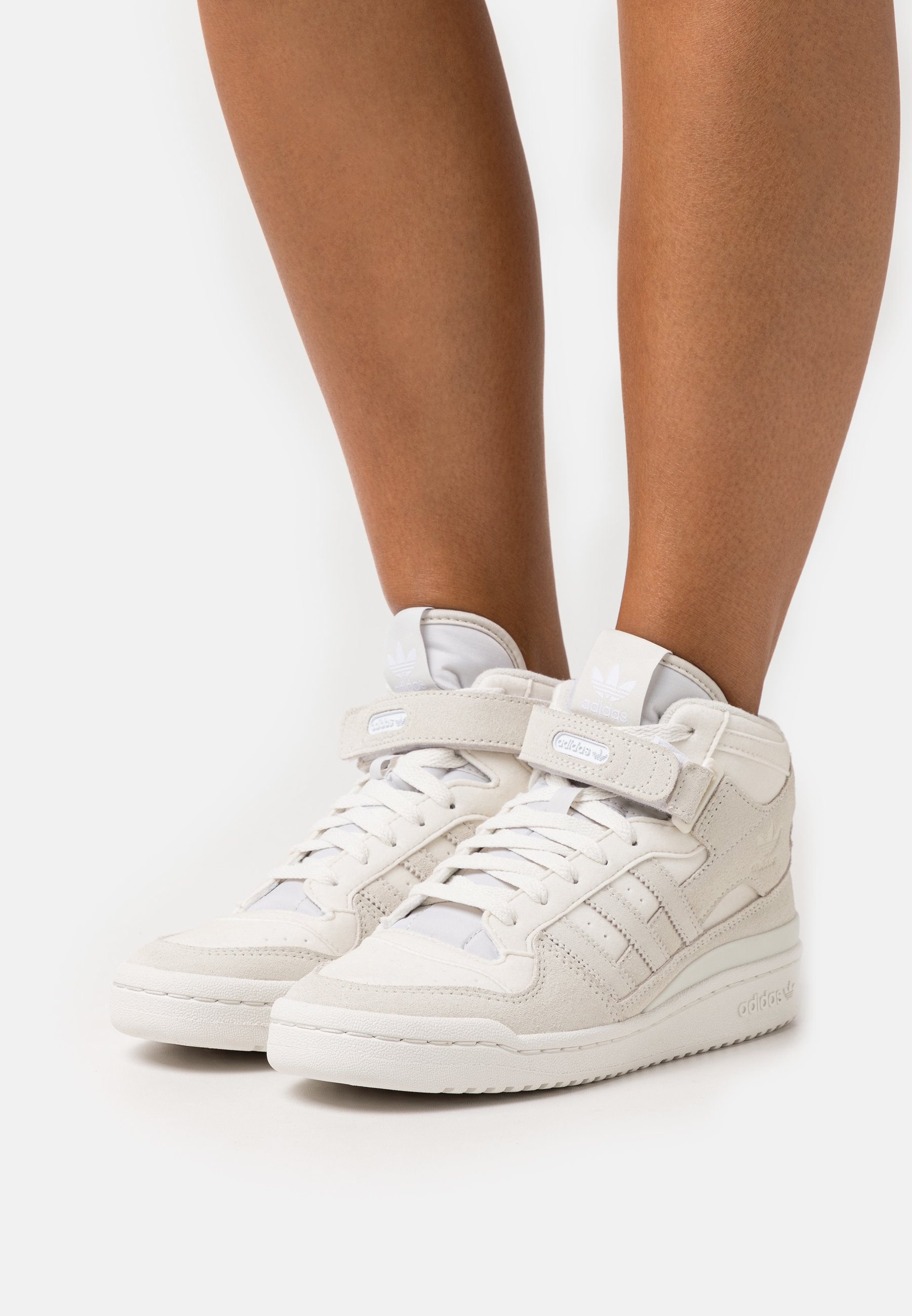 adidas originals forum mid