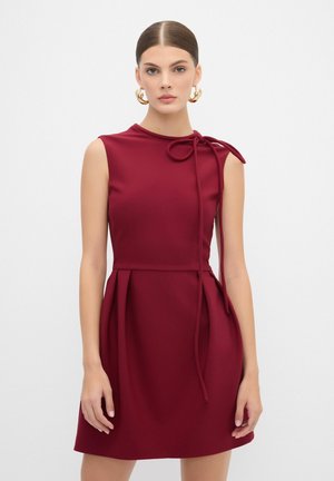 Day dress - claret red
