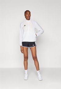 adidas Performance ADIZERO ESSENTIALS - Løbejakker - white