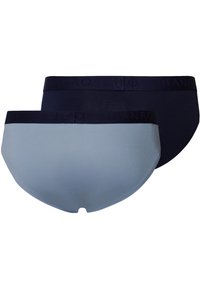 Due paia di slip da donna: uno in azzurro chiaro e uno in blu scuro. Tessuto morbido con una cintura elastica personalizzata. Texture liscia.