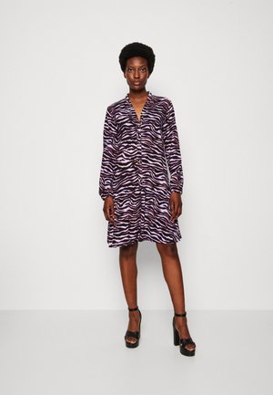 Freequent LINN DRESS - Shirt dress - royal lilac/black