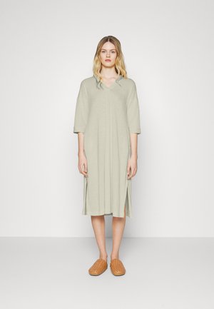 TASSO - Robe en jersey - ecru