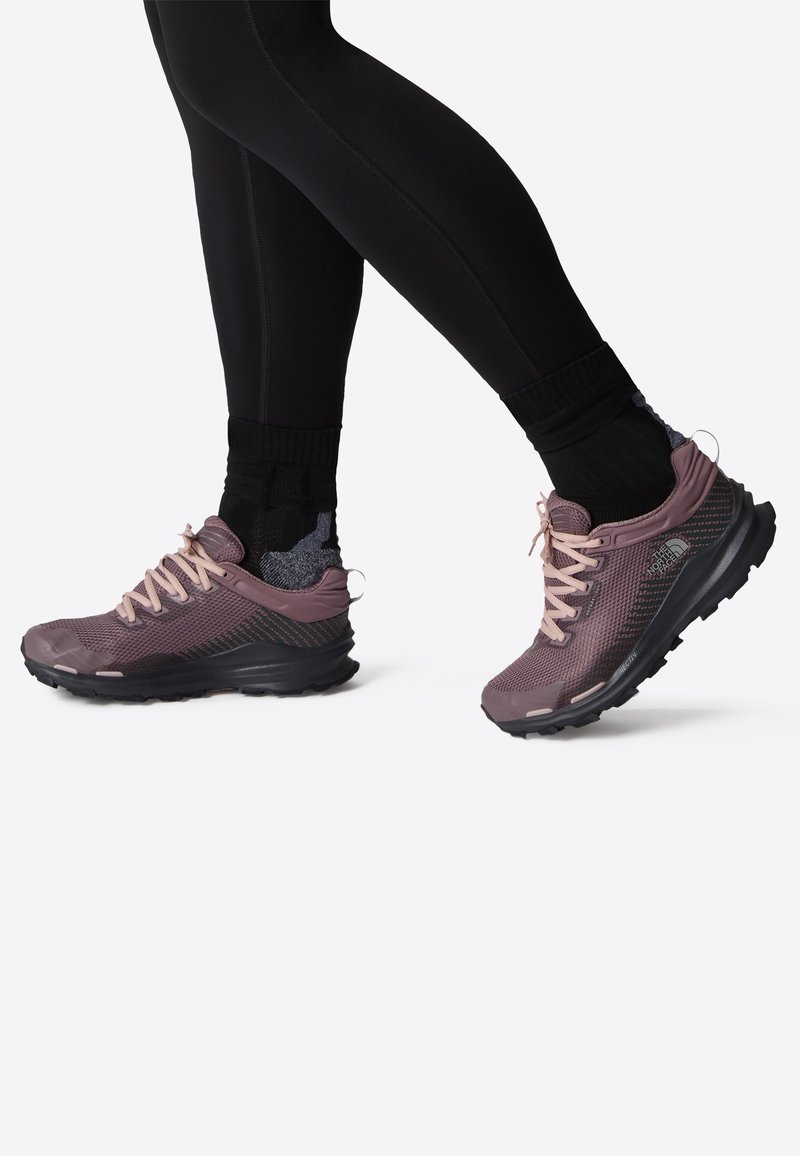 Easy Spirit Scarpe Da Donna Per Camminata - Modello Grigio/Blu Navy, Tela E Gomma, Tacco Basso 3,8 Cm, Taglia 38,5 EU