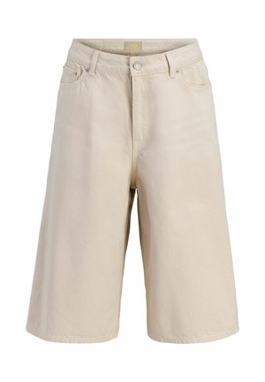 Beige knelang denimshorts med knapp foran, glidelås, beltehemper og to lommer foran.