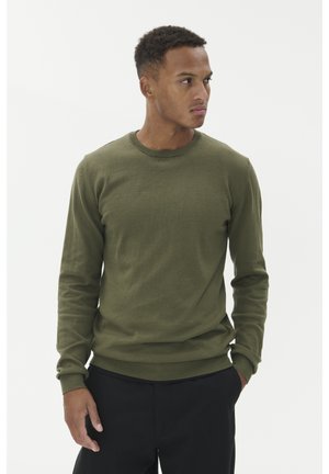 Matinique JONES oliwkowy