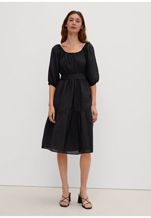 comma Freizeitkleid - black
