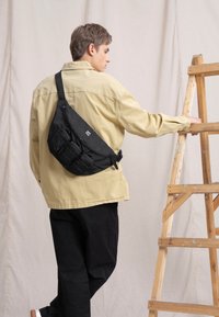 Artsac POP JASPAR - Vyölaukku - black