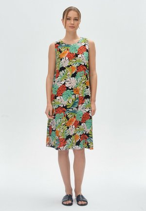 Ärmelloses Kleid mit schwarzem Grundton und lebhaften grünen, orangefarbenen und weißen Blättern; lockerer Schnitt und knielange Gestaltung.