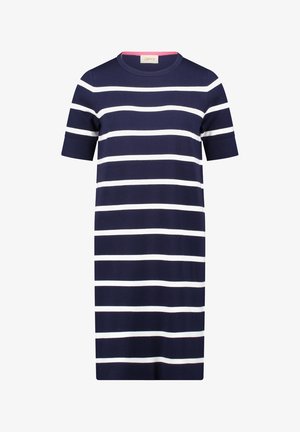 Robe à manches courtes bleu marine avec des rayures blanches horizontales. Présente un col rond et un design sans coutures. Le tissu a une texture lisse.