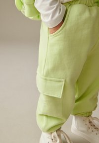 Next Kapsáče - lime green