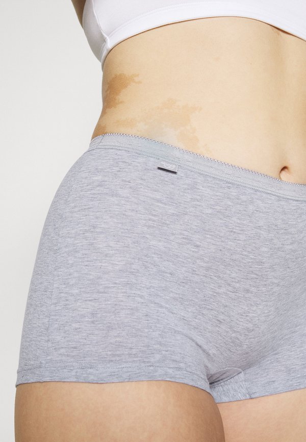 BASIC SHORT - Pants4