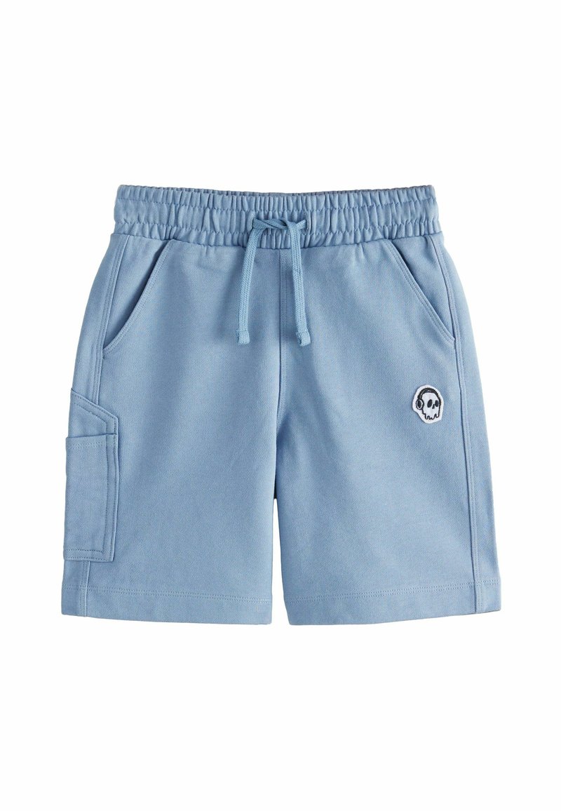 Helle blaue Shorts aus weichem Material, mit elastischem Bund, verstellbarem Kordelzug, seitlichen Taschen und einem Totenkopf-Logo-Detail.