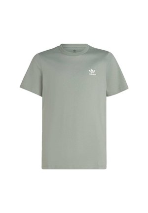 Jasnoszary T-shirt Adidas z krótkim rękawem, z okrągłym dekoltem i małym białym logo Adidas na lewej piersi.