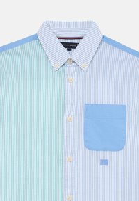 Tommy Hilfiger STRIPE BLOCK SHIRT - Chemise - cloudy blue