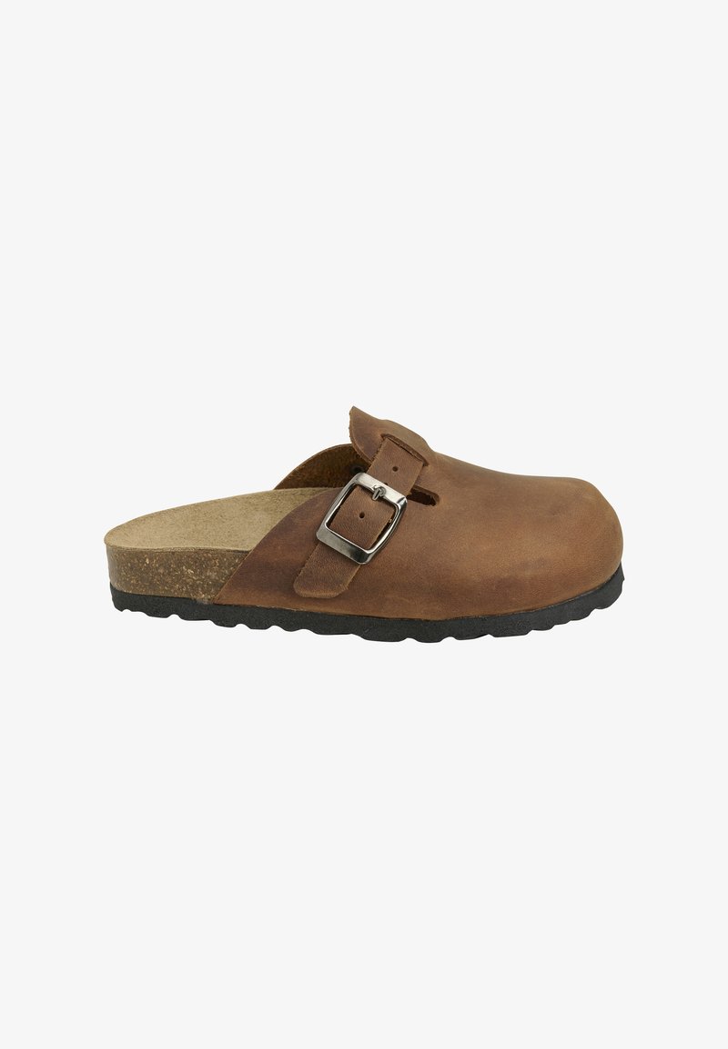 Braune Lederclogs mit verstellbarem Metallverschluss, Korkzwischensohle und schwarzer strukturiertem Außensohle. Mit einem geschwungenen Zehenbereich und offener Rückseite.