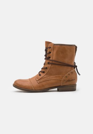 Botines con cordones - cognac